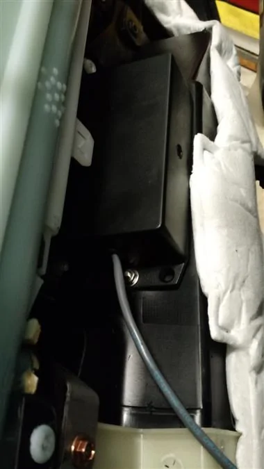 Midrange box mounted (Custom).webp
