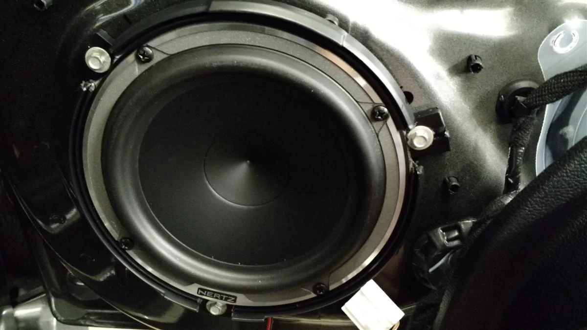 Woofer mounted (Custom).webp