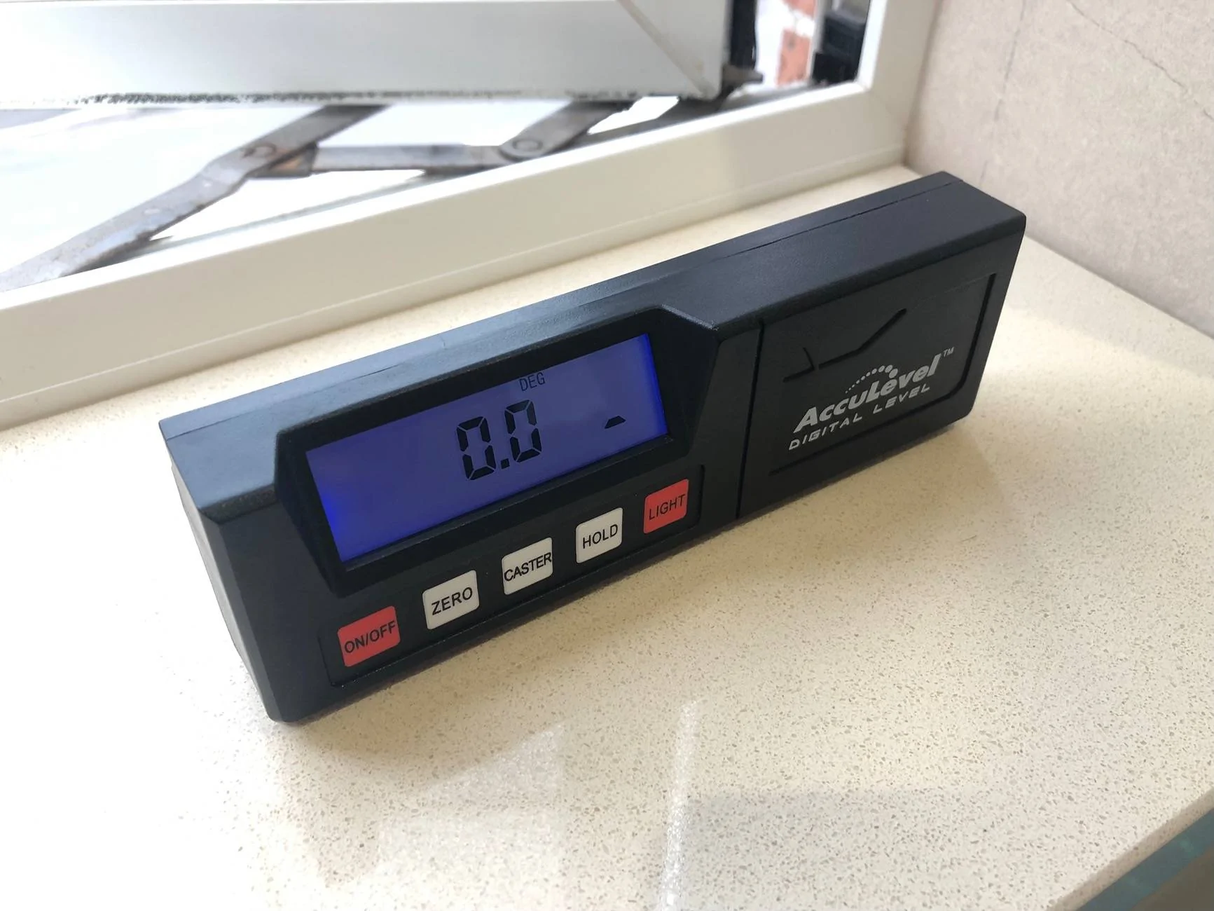 1750546183011-o7.jpg