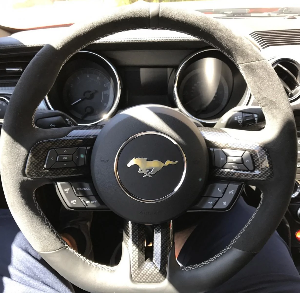 gt350 wheel.webp