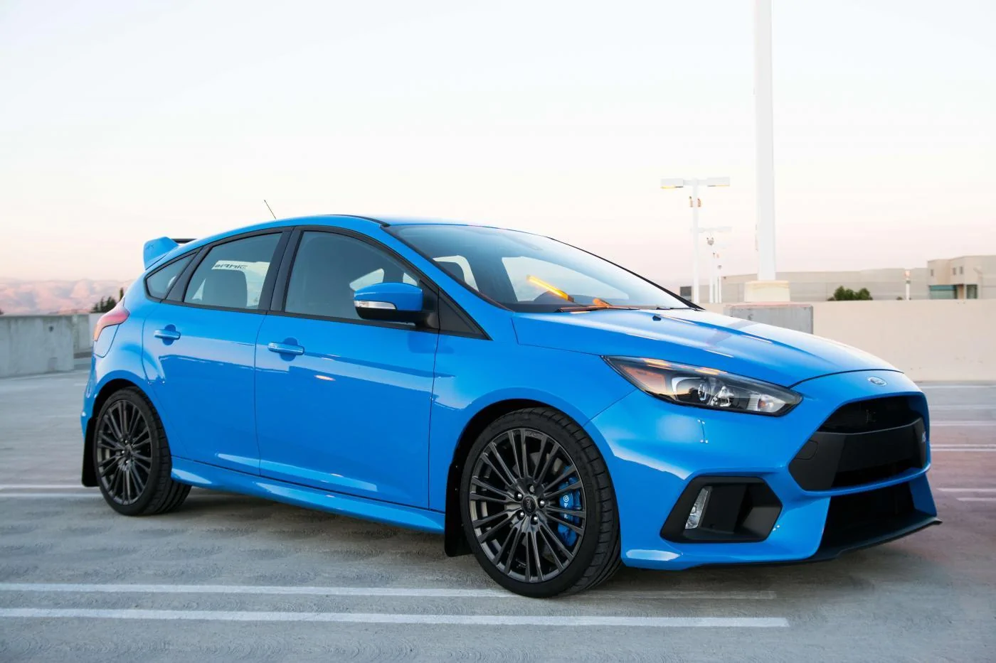 2manycars-12 small.webp