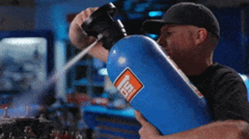 1761784414783-94.gif