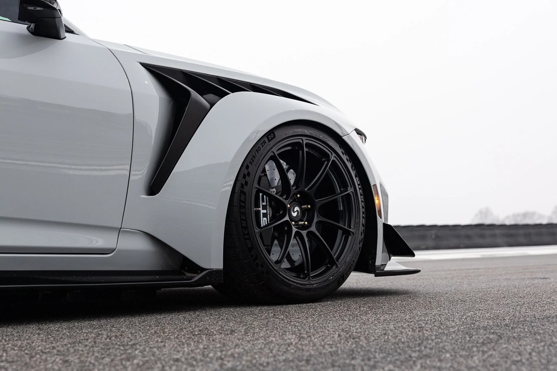 SV906 GTD Satin Black Jcole16.webp