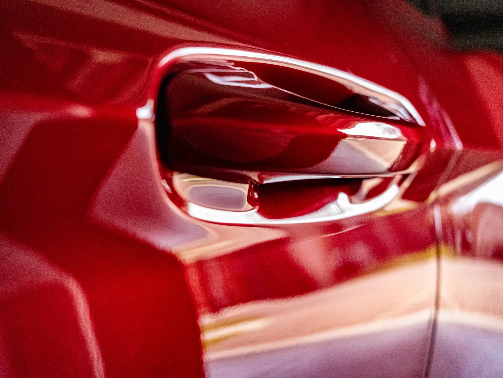 sarahs-driver-side-door-handle.webp