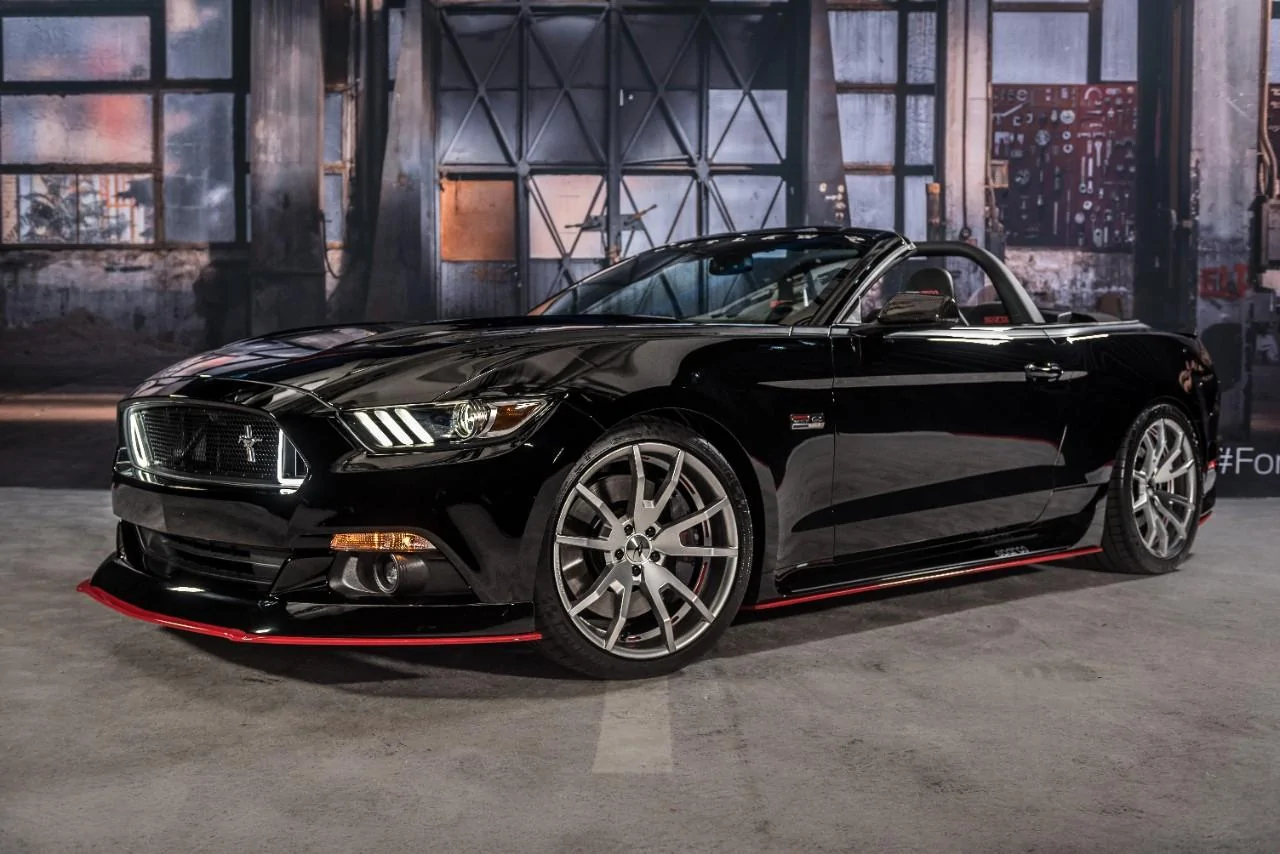 Mustang-Sparco-1.webp