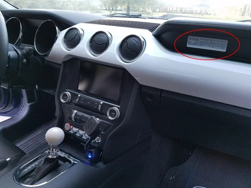 dash-emblem-circled.webp