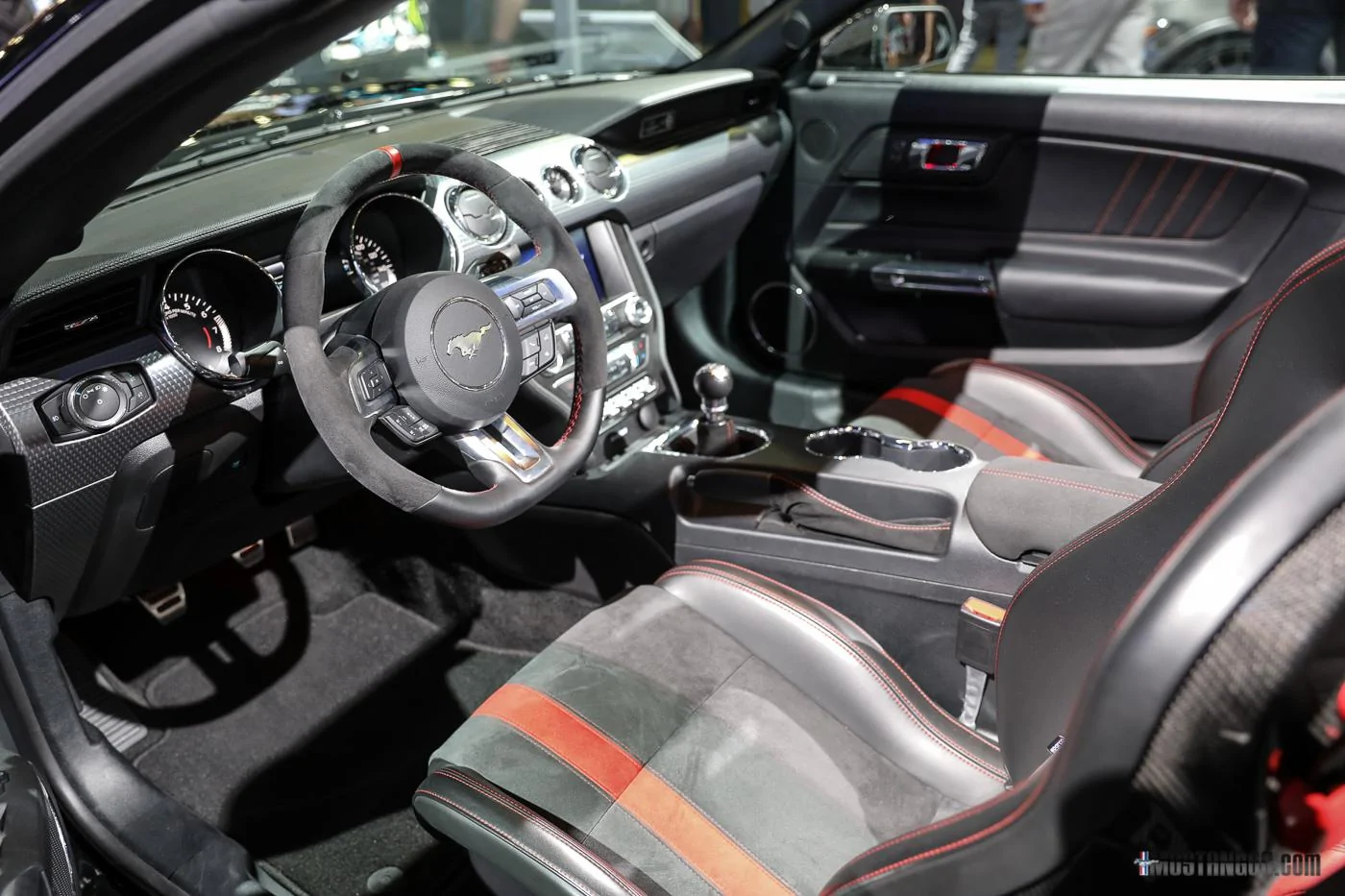 CDC Sparco 2017 Mustang GT Convertible SEMA-5.webp