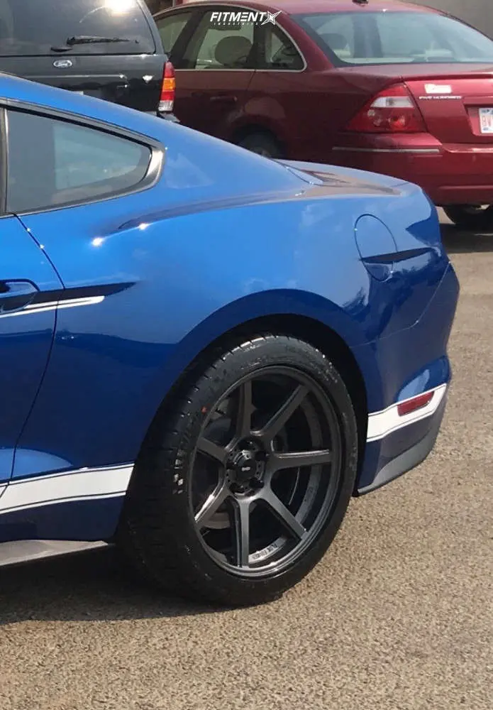675308-10-2018-mustang-ford-gt-stock-stock-konig-ultraform-gunmetal.webp