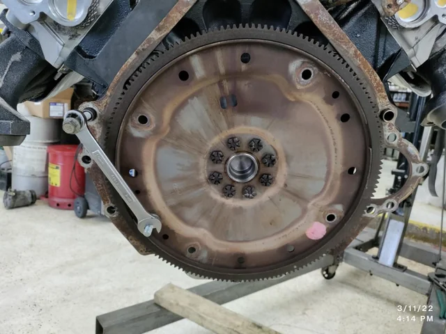 i-use-this-trick-to-hold-a-flex-plate-or-flywheel-while-i-v0-4vm1en3eazm81.webp