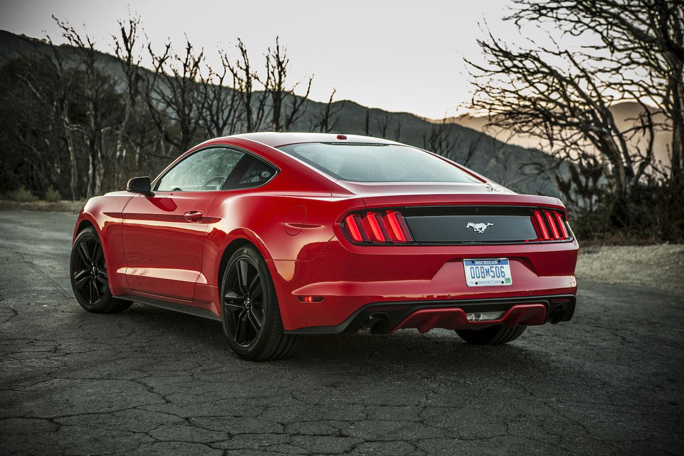 2015Mustang_t6r8333.jpg