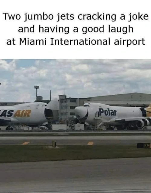airplanes-facing-each-look-like-they-are-smiling-and-laughing.webp