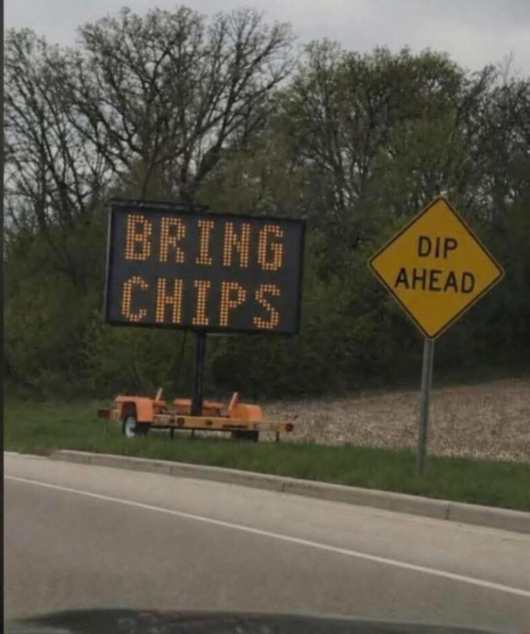 funny-signs-6-3-26-29-768x919.jpg