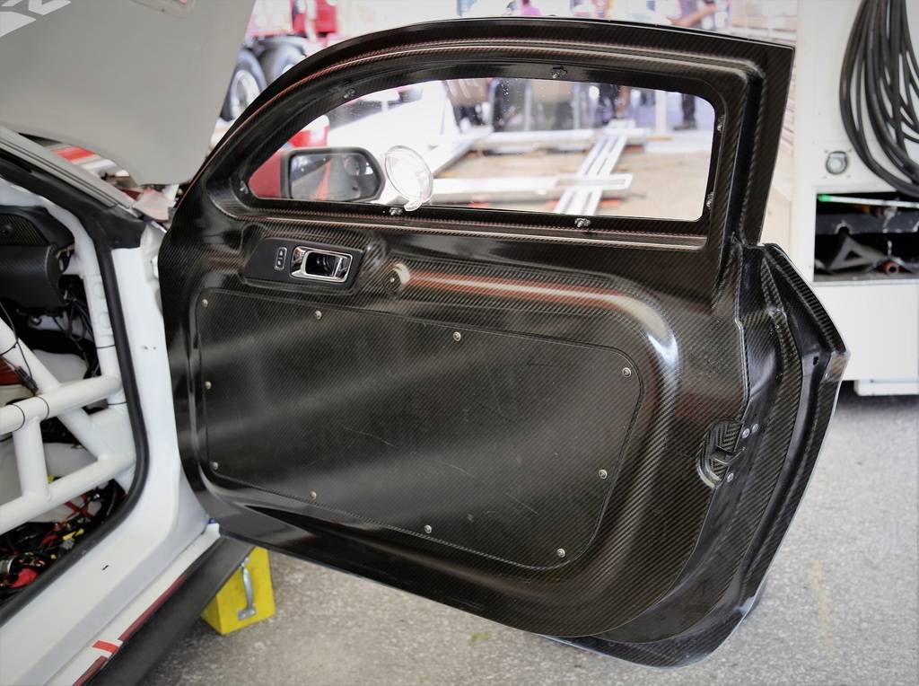 door gt4.jpg
