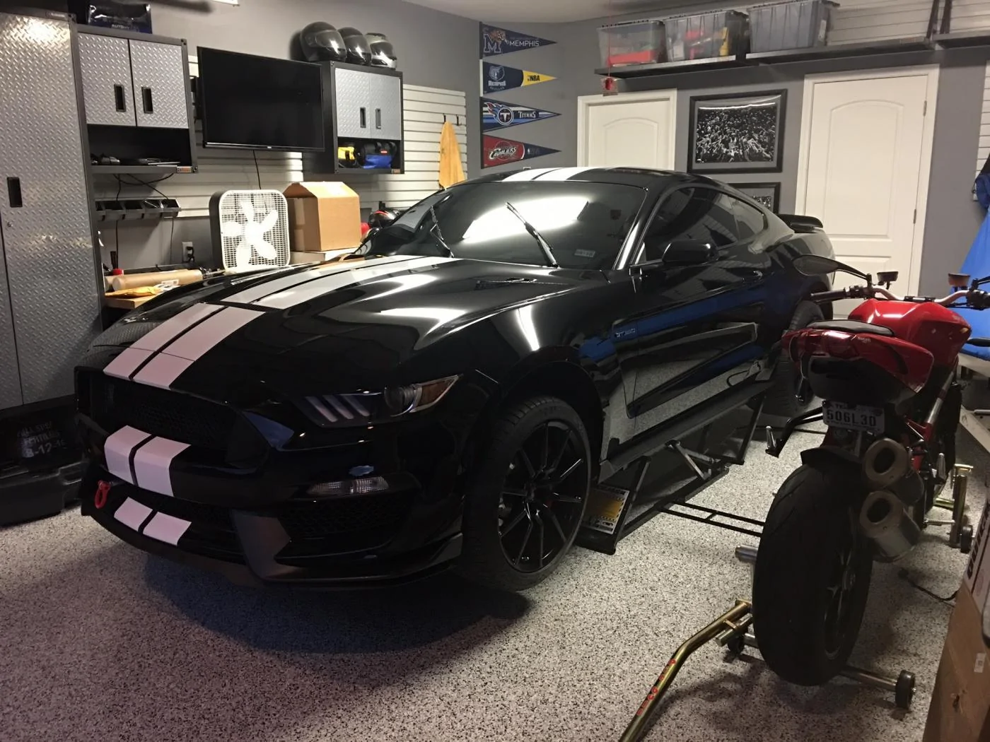 garage.webp