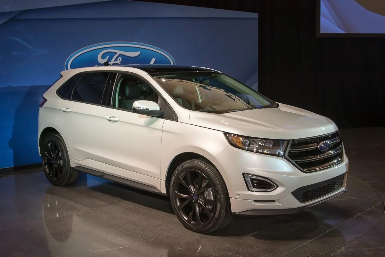 tmp_5892-2015 Ford Edge Sport Live Photos Photos (2)-131489549.webp
