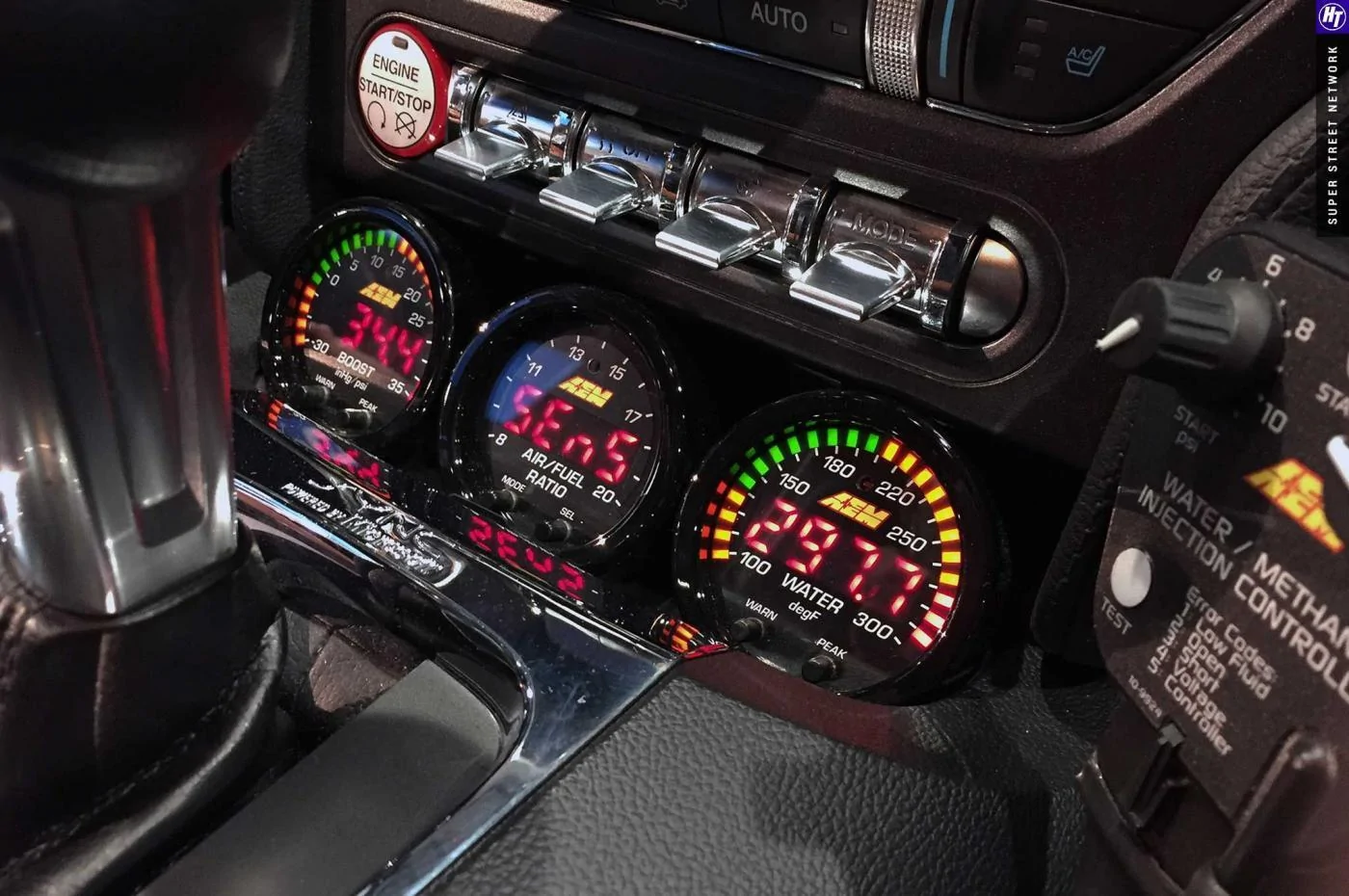 sema-2015-top-honda-products-aem-x-series-gauges.webp