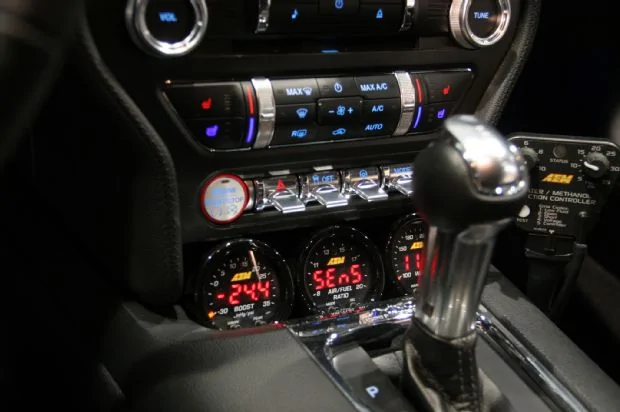 aem-2015-ford-mustang-ecoboost-07-shifter.webp