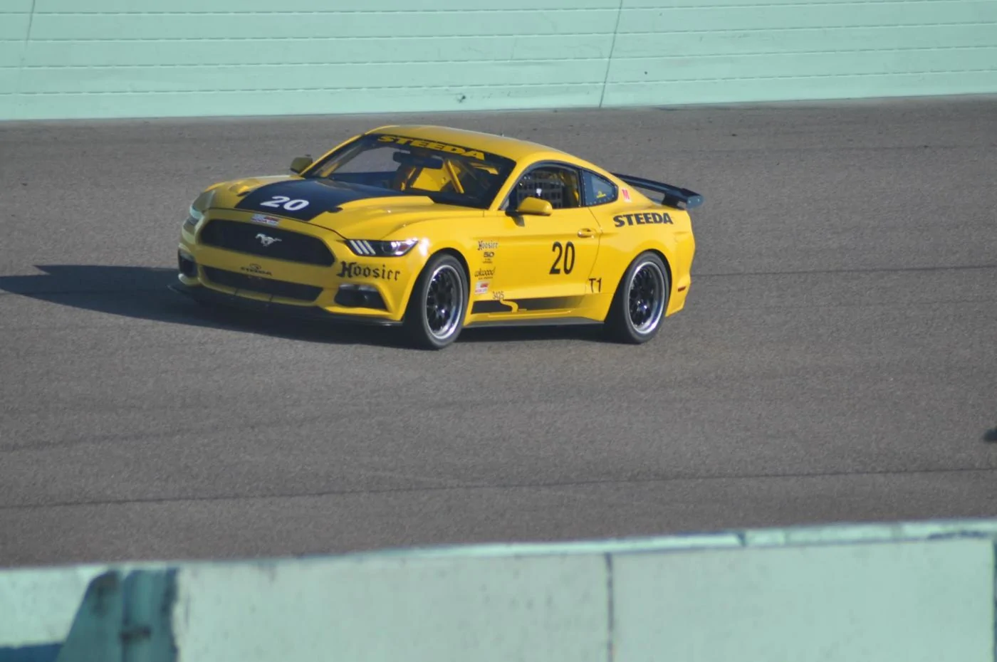 Steeda’s 2017 Q500R Mustang Dominates in Debut at Homestead-1 .webp