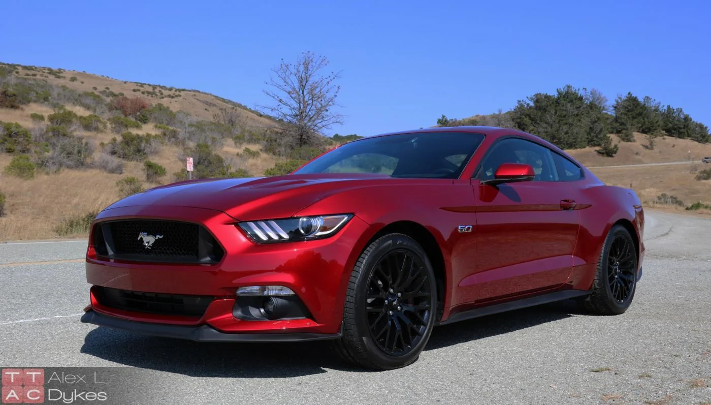 2015-Ford-Mustang-Exterior-010.webp
