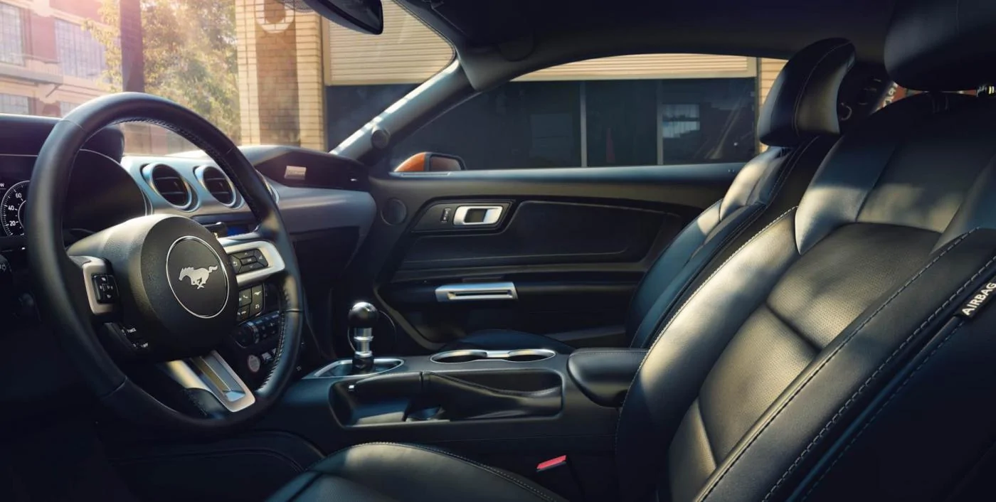 2018-ford-mustang-page-2.webp