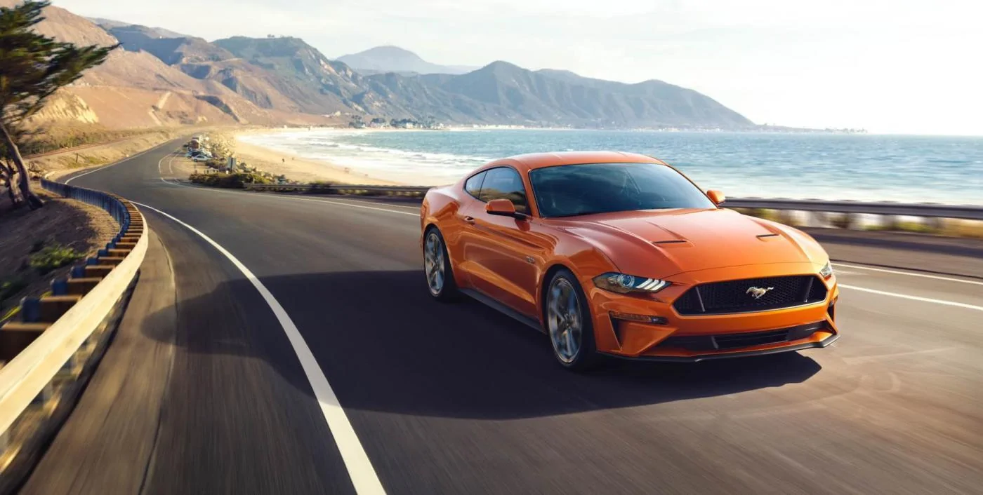 2018-ford-mustang-page-3.webp