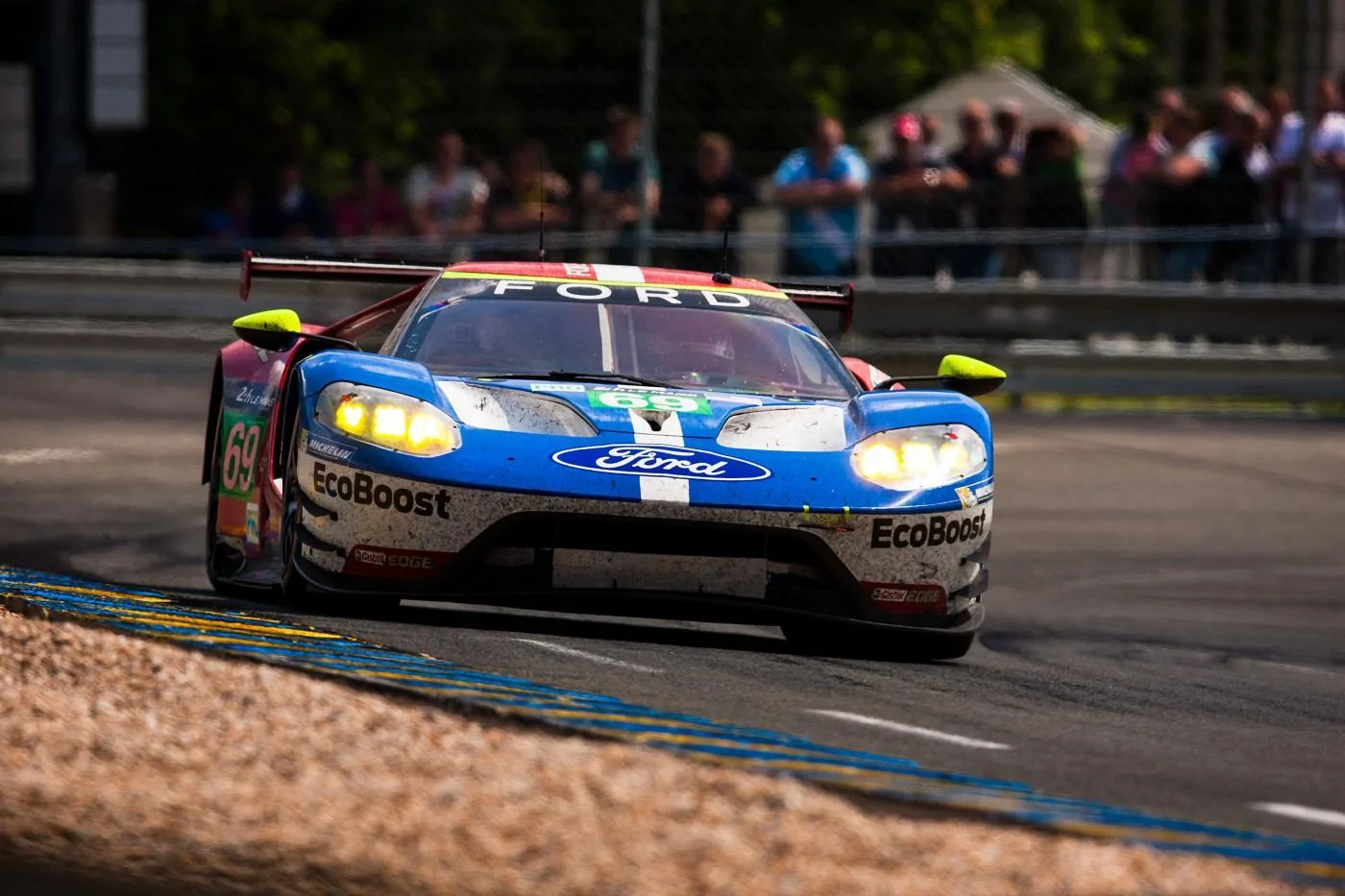ford_gt_race_car_24_reduced.webp