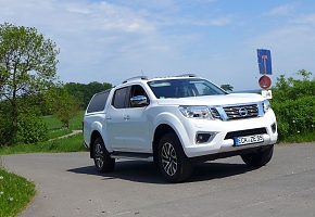 alois buecker elena bücker nissan navara tekna twin turbo automatik road ranger hardtop 45.JPG