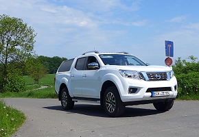 alois buecker elena bücker nissan navara tekna twin turbo automatik road ranger hardtop 46.JPG