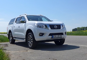 alois buecker elena bücker nissan navara tekna twin turbo automatik road ranger hardtop 50.JPG