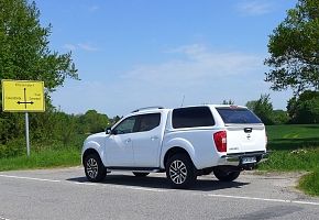alois buecker elena bücker nissan navara tekna twin turbo automatik road ranger hardtop 54.JPG