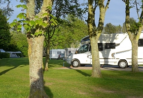 alois buecker elena bücker ford transit chausson welcome 718 eb 18.JPG