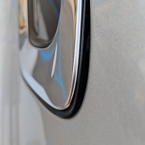 Pony Package Window Trim Gap