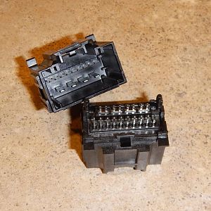 Molex plugs to avoid cutting my wires