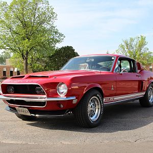 Also shot before the coil spring was cut.