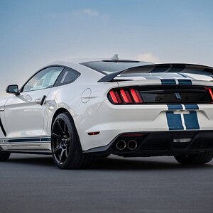 LR066 GT350R HEP