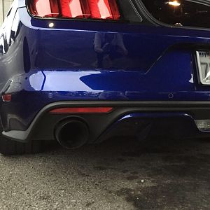 Rob's new toys
LAX convoy
Mustangs on Mulholland - 10/18/15