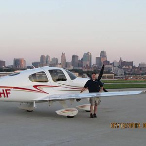 SR22 KMKC.jpeg