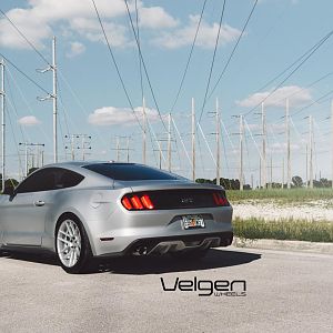 2015 Mustang GT Velgen VMB6 10