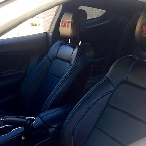Custome GT embroidered head rest