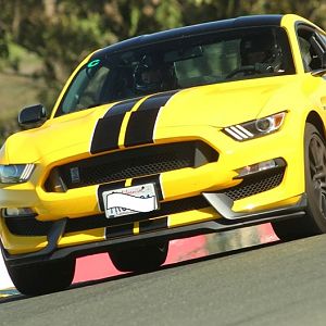 Cornering distortion 295 35 on 10.5" & 305 35 on 11"