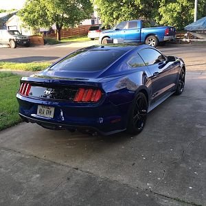 Rear quarter view