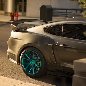 CF GT350R spoiler