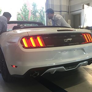 Dat booty tho.
