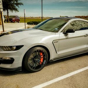 GT350 on Ford GT Wheels