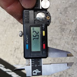brake pad thickness