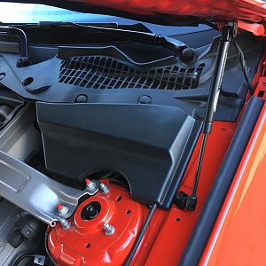 MASTER CYLINDER COVER